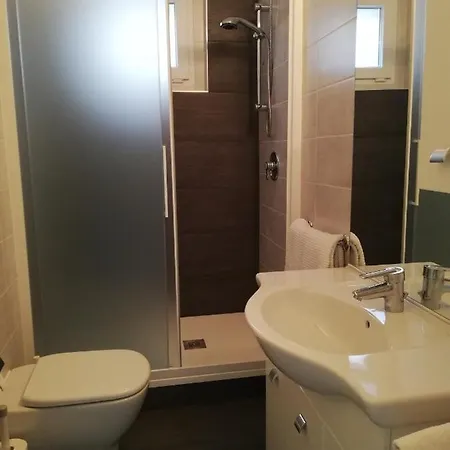 Apartment Giardino Porto Valtravaglia