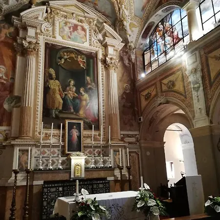 Giardino Apartment Porto Valtravaglia