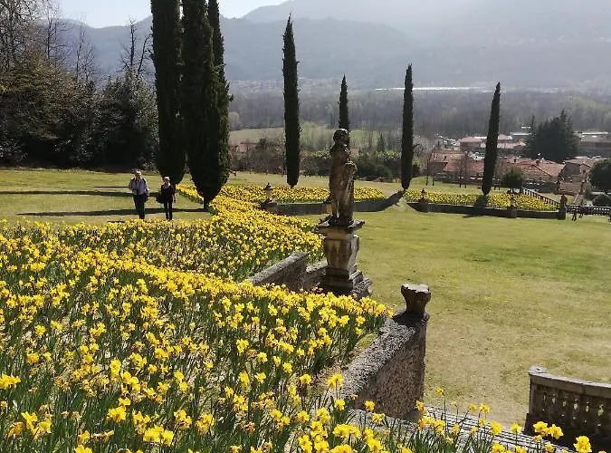 Apartament Giardino Porto Valtravaglia