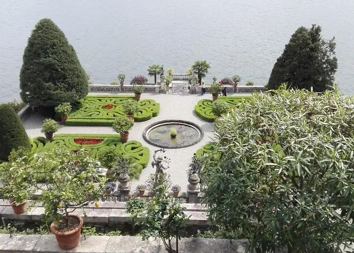 Giardino Apartament Porto Valtravaglia